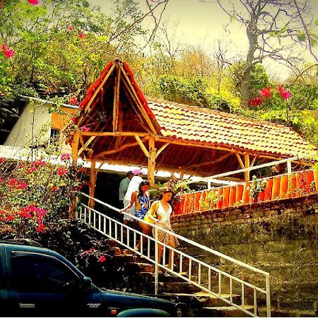 Hostel Tadeo San Juan del Sur Bagian luar foto